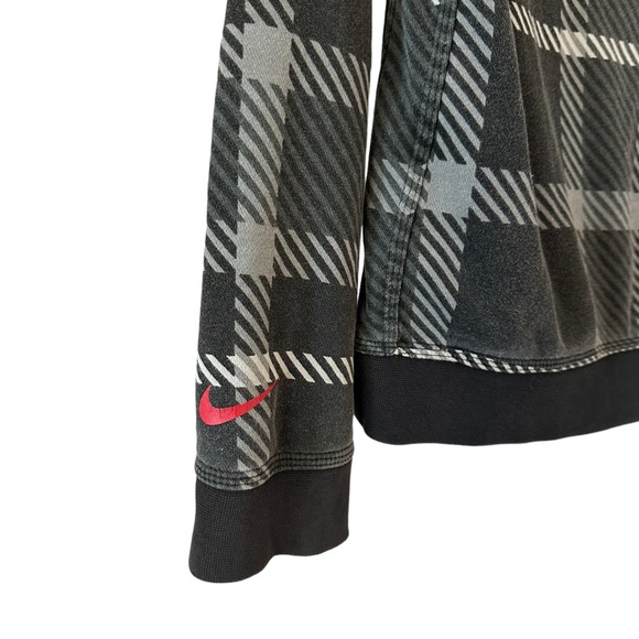 Nike Kids Black and Gray Striped Sweatshirt with Pocket Size Large - Picture 5 of 9